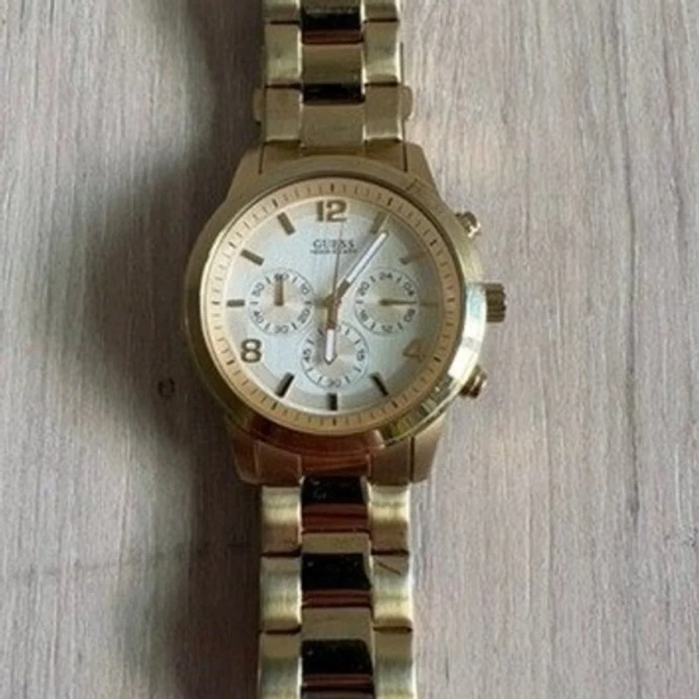 Guess Chronograph Watch Mens Gold Stainless Steel U15061G2 Waterpro‎ Sporty
